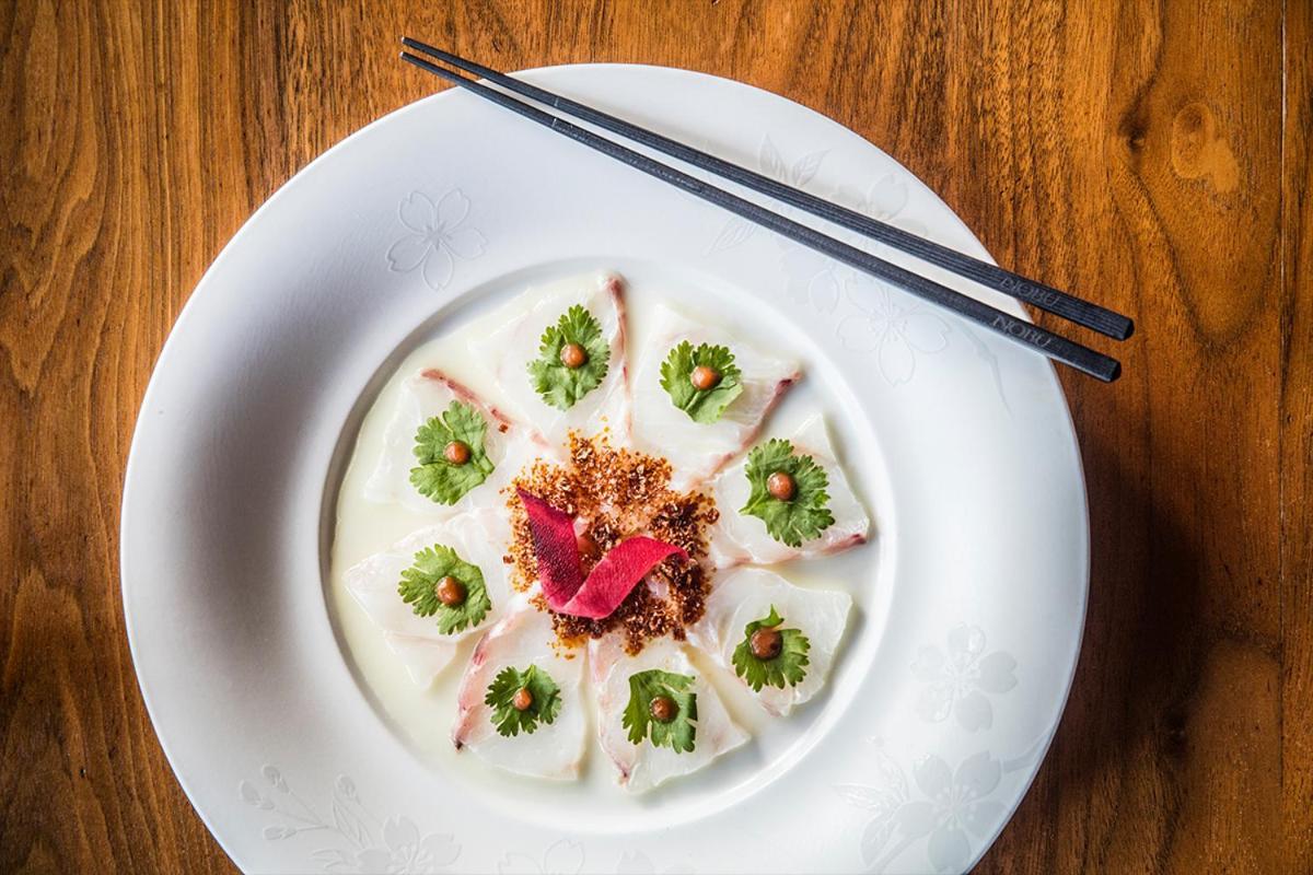 Hotel Crown Towers Sydney Esterno foto A plate of fish sashimi